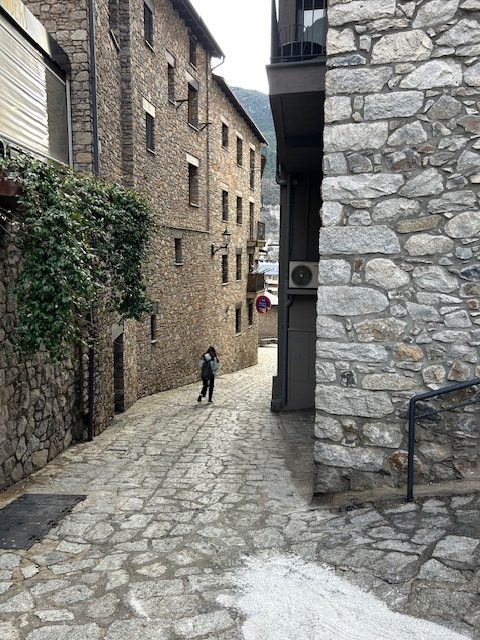 stone alleyway