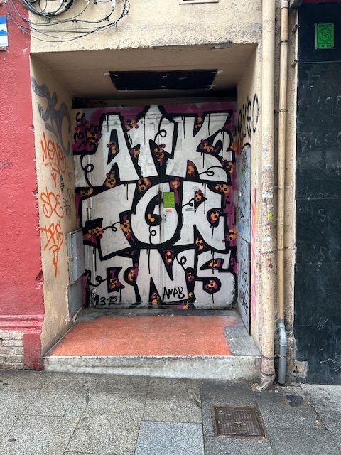 graffiti on door in Barcelona